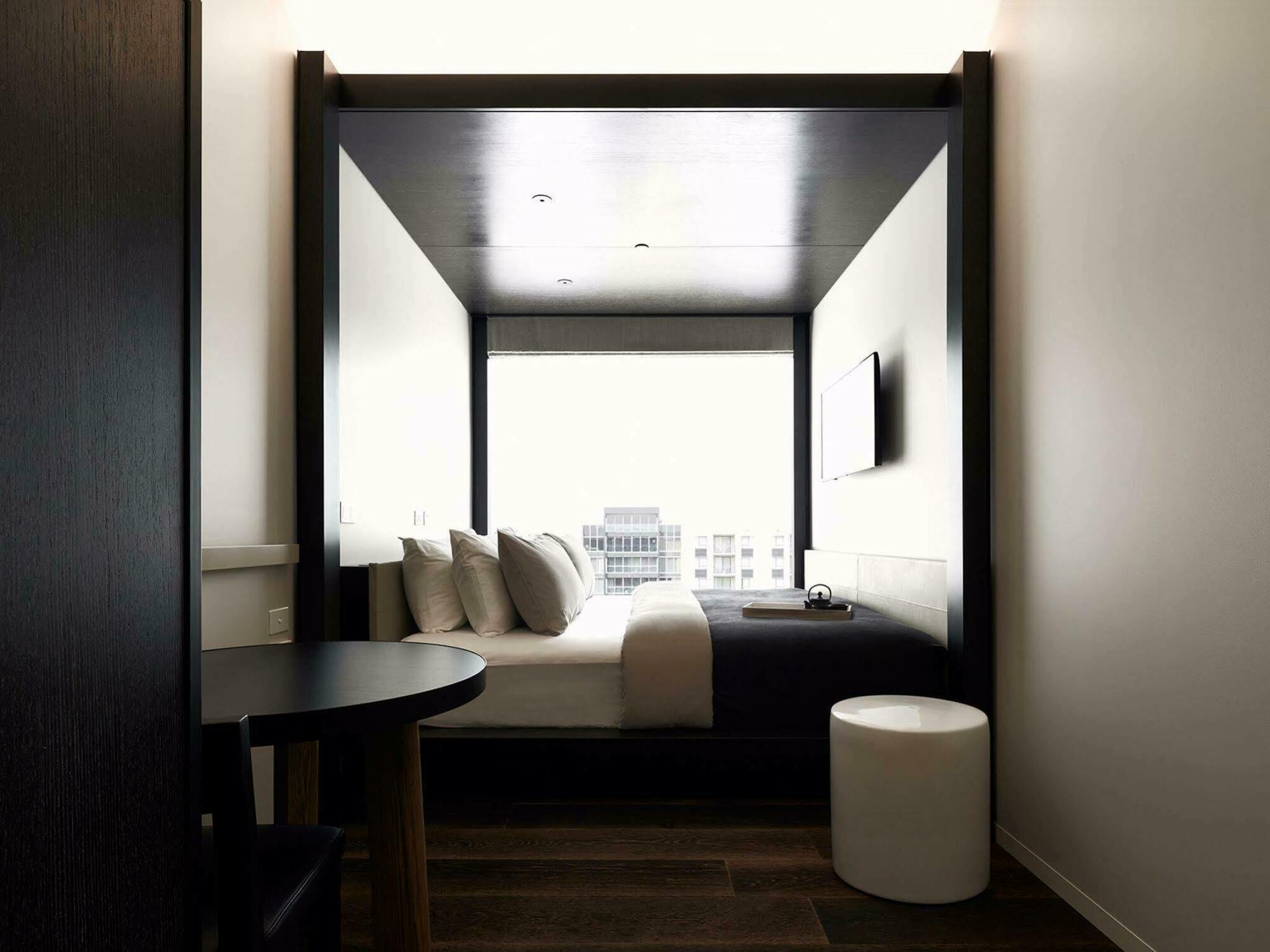 Little National Hotel Canberra Bagian luar foto
